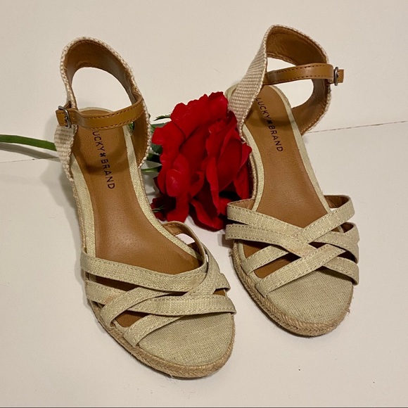 Lucky Brand Tan Woven Wedges Women's 8.5 - Picture 2 of 6